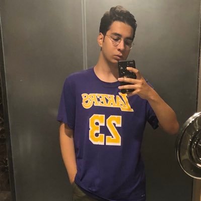 twitch-eray-ozkenar-kimdir-kac-yasinda